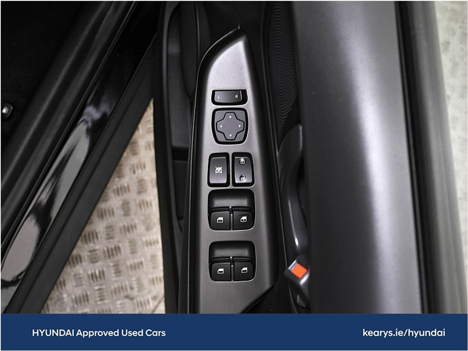 2023 Hyundai Kona - image 18