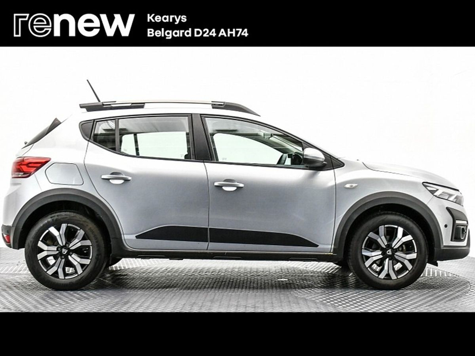 2022 Dacia Sandero Stepway - image 7