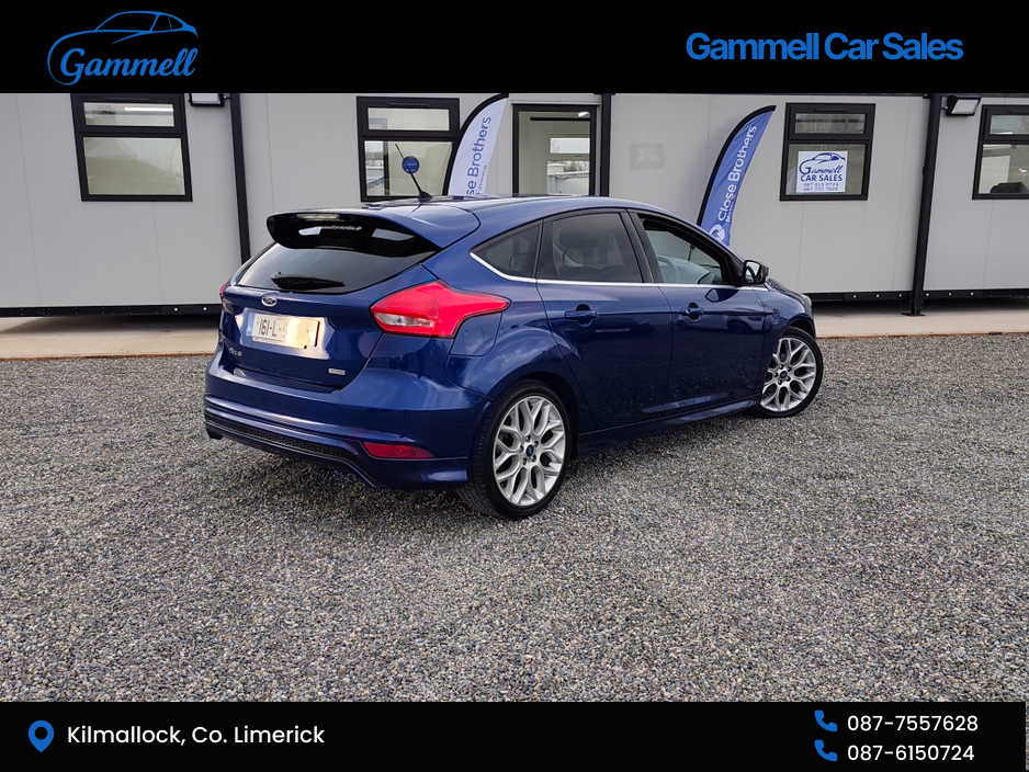 2016 Ford Focus - image 2