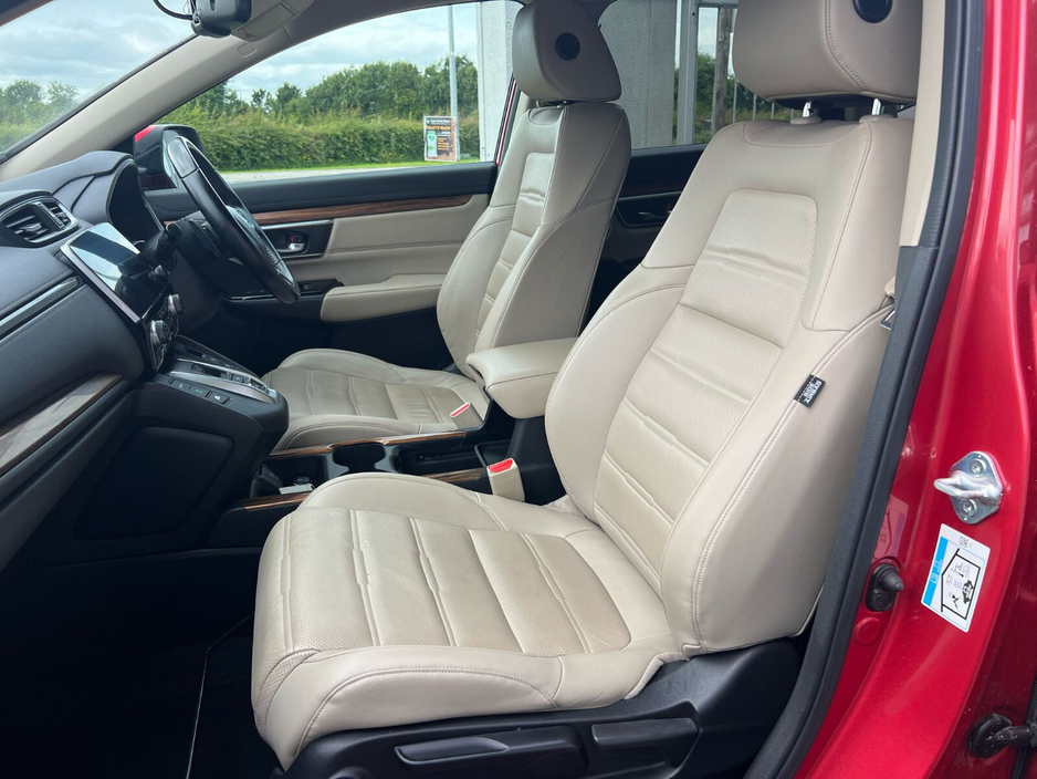 2020 Honda CR-V - image 10