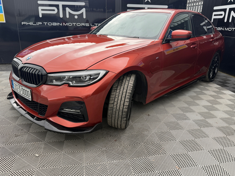 2020 BMW 3 Series - image 4