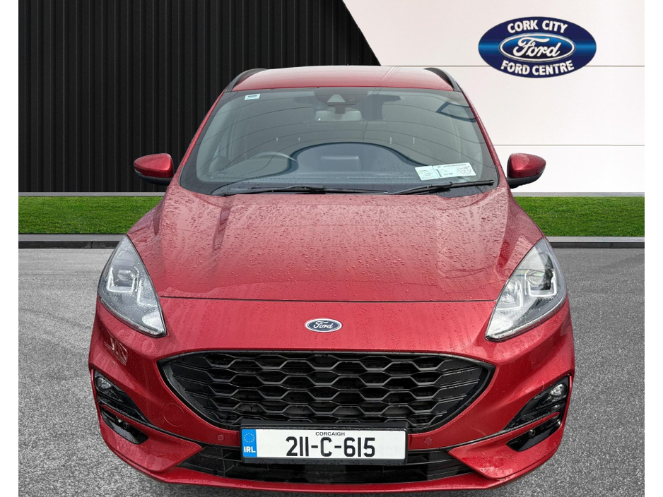 2021 Ford Kuga - image 3