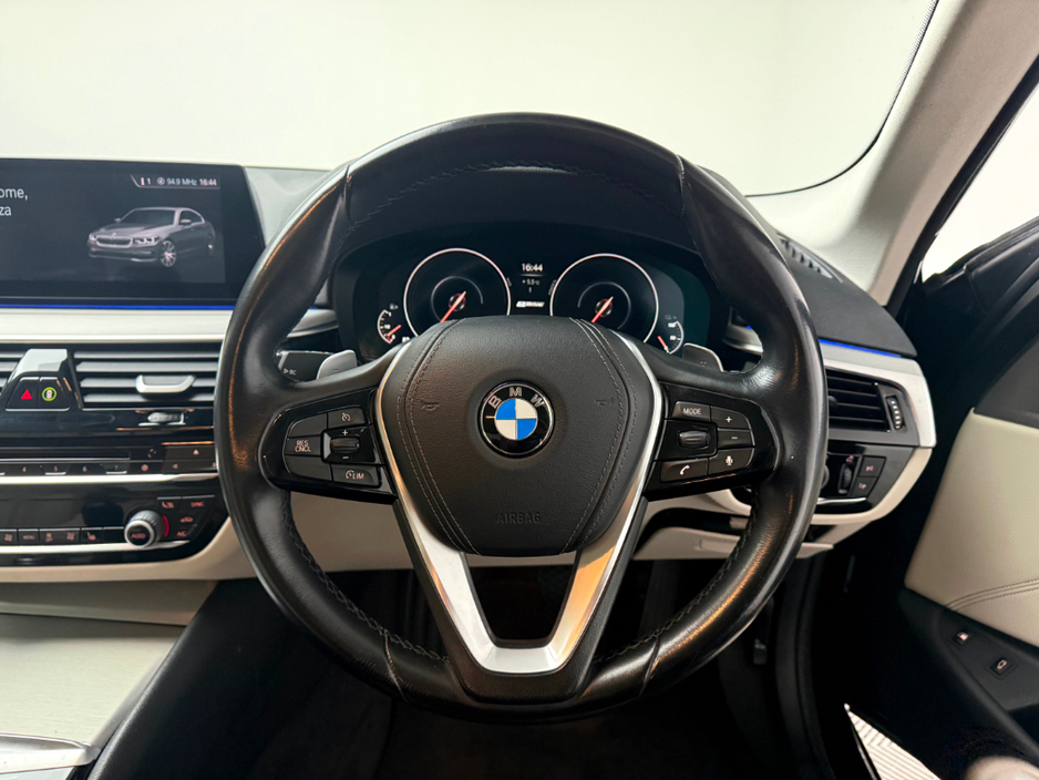 2019 BMW 5 Series 530E SE AUTO €23,990