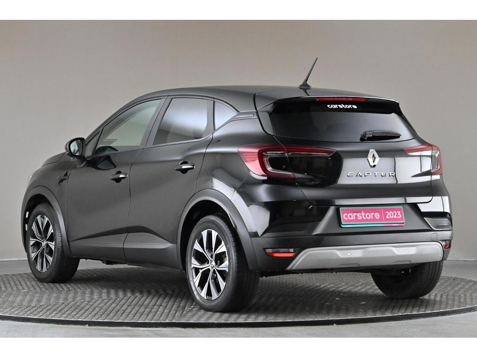 2023 Renault Captur - image 7