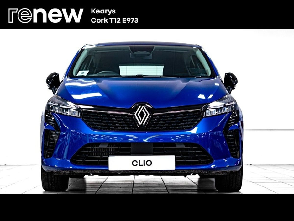 2025 Renault Clio - image 8