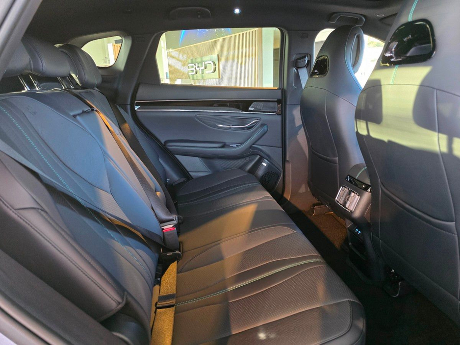 2026 BYD Seal U - image 11