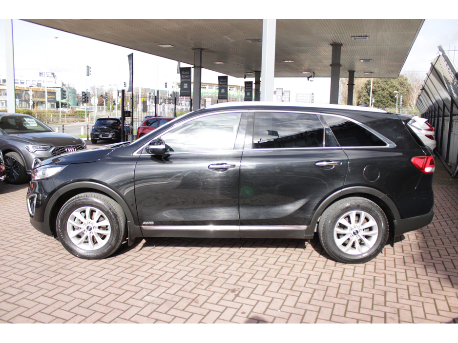 2016 Kia Sorento - image 7