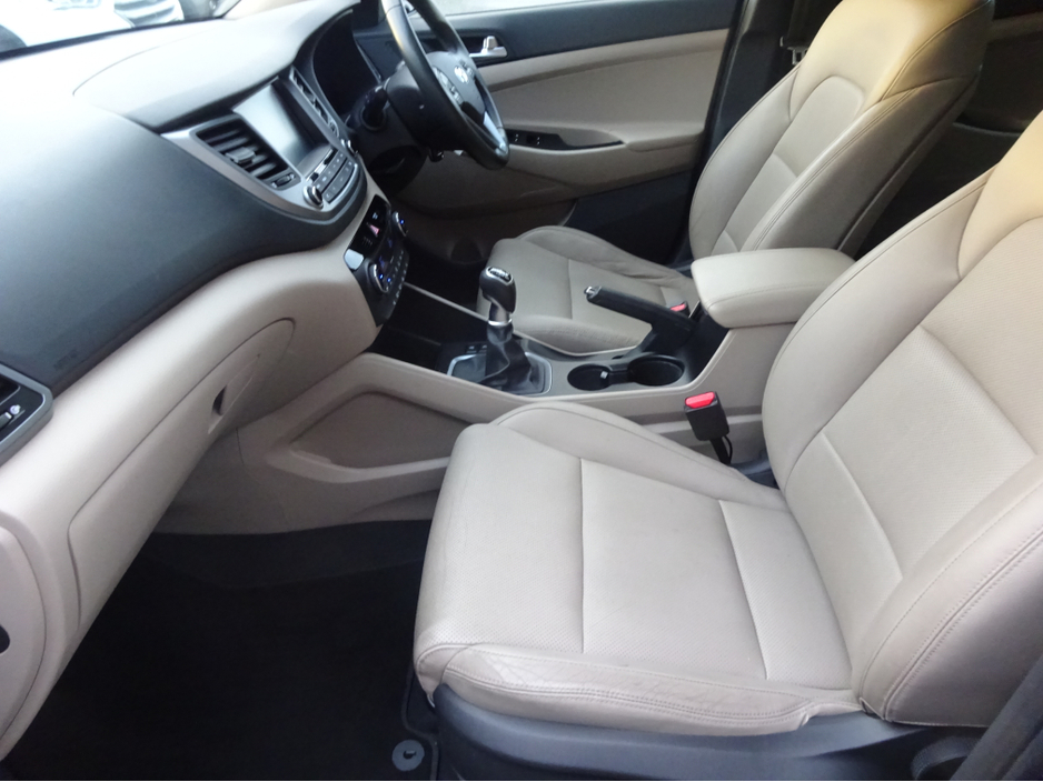 2017 Hyundai Tucson 1.7 EXECUTIVE 5 DOOR LOW MILEAGE €11,950