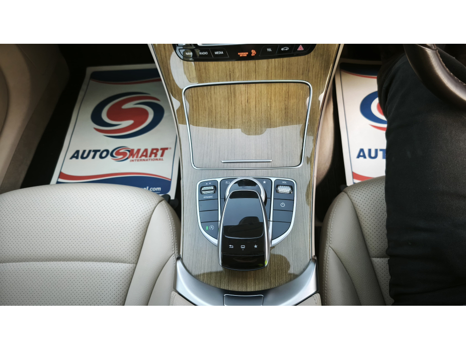 2016 Mercedes-Benz C Class - image 24