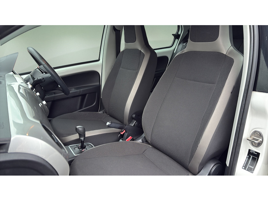 2014 Volkswagen up!  €8,490