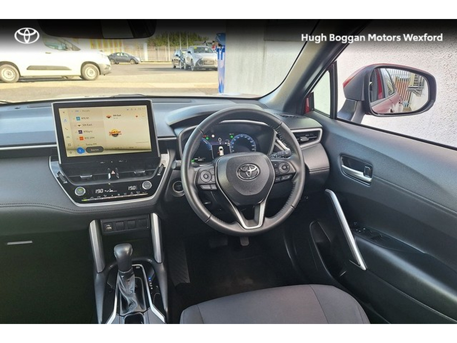 2023 Toyota Corolla Cross - image 9