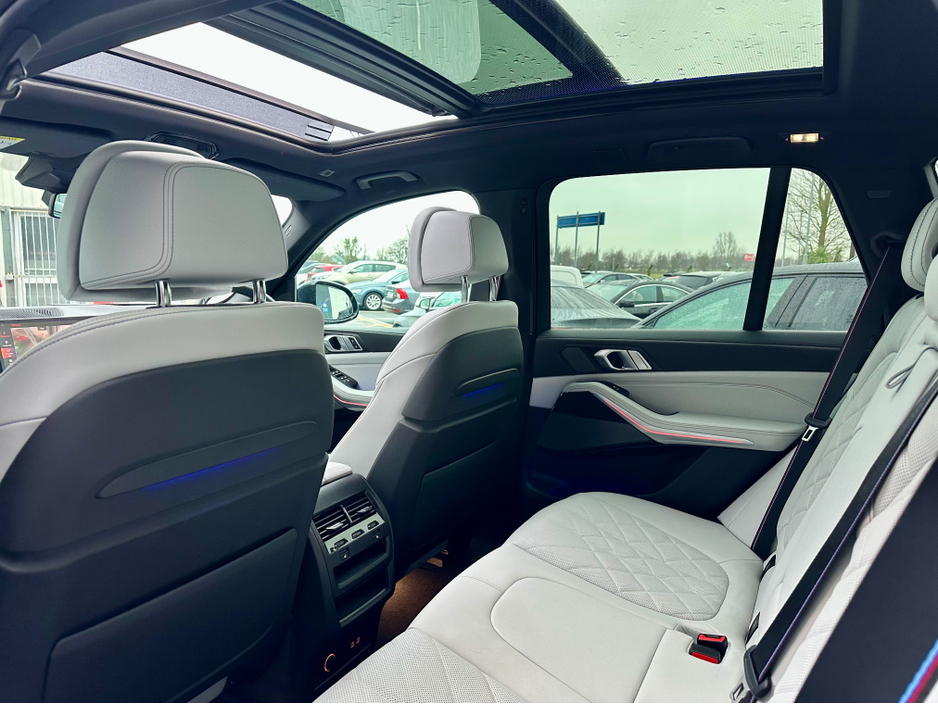 2025 BMW X5 50e *Very High Spec* M SPORT XDRIVE