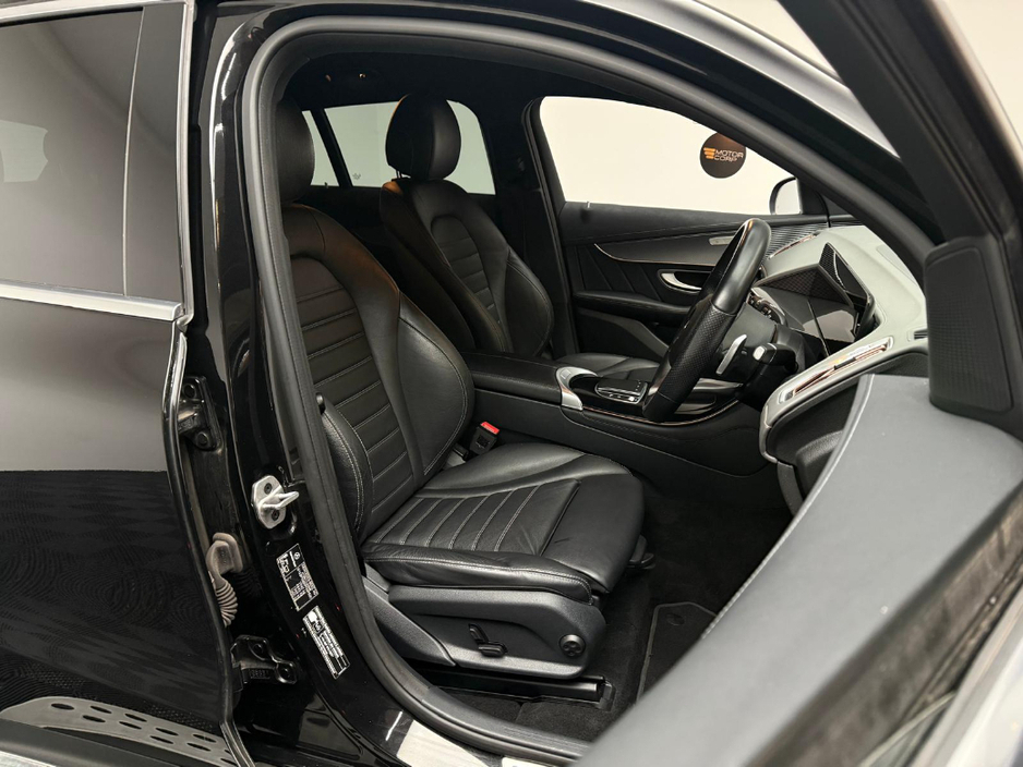 2022 Mercedes-Benz EQC 400 AMG LINE 4MATIC €32,990