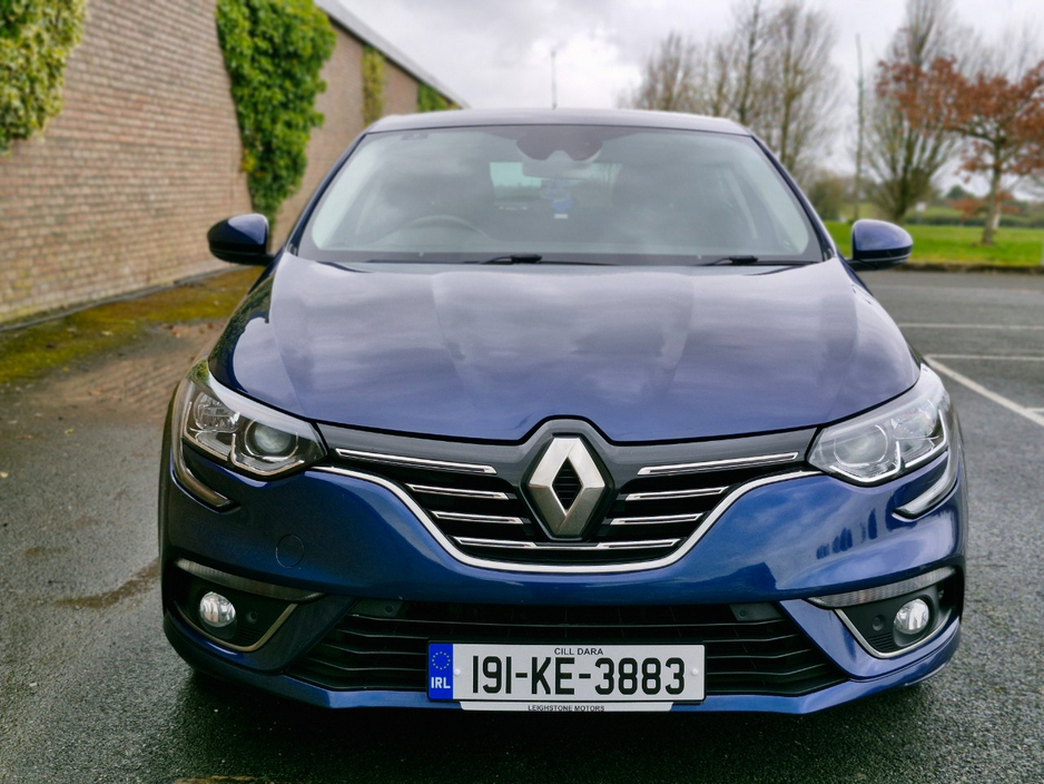 2019 Renault Megane - image 8