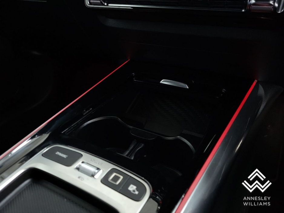 2025 Mercedes-Benz GLA Class GLA250e AMG Line Executive Exclusive Edition