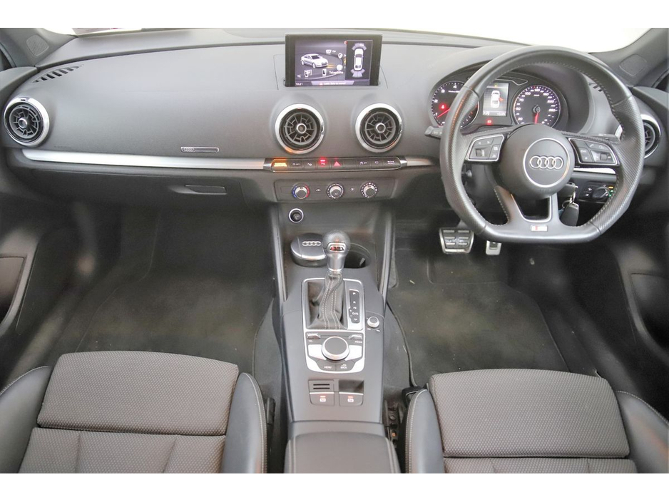 2018 Audi A3 - image 13