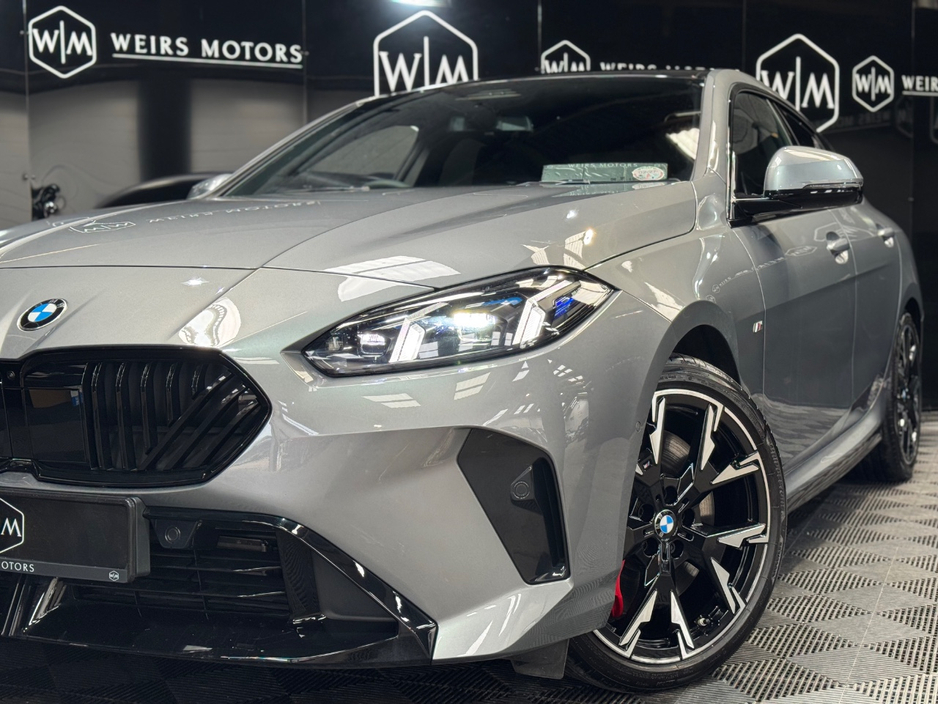 2025 BMW 2 Series - image 3