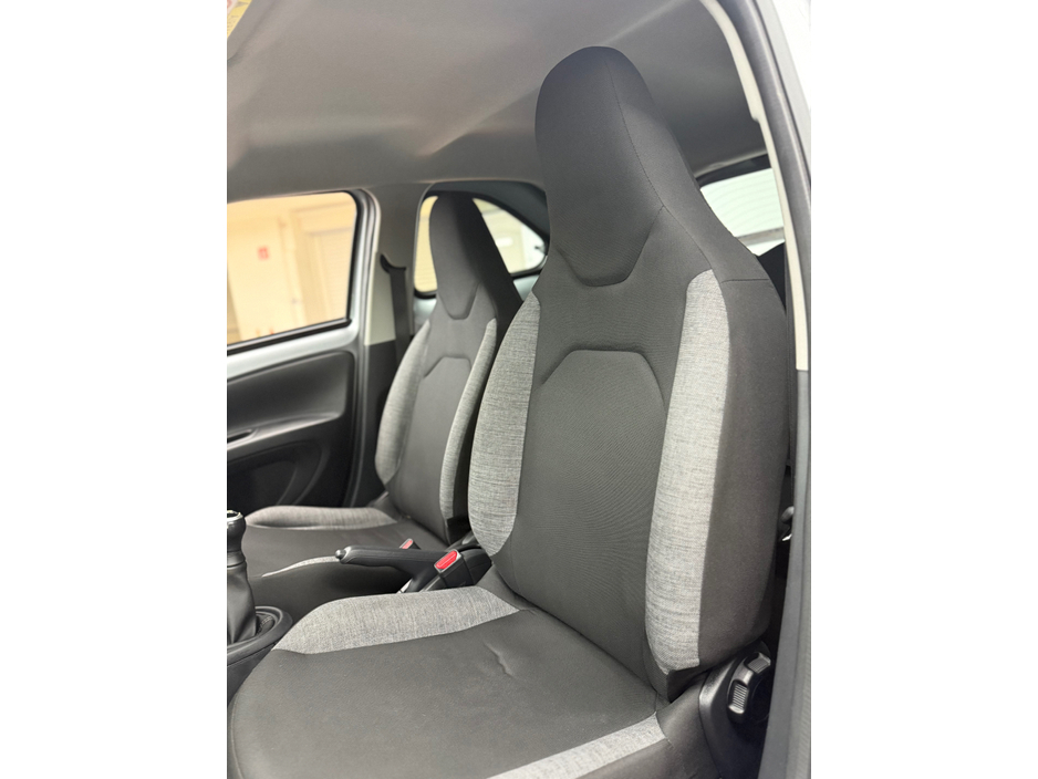 2023 Toyota Aygo X X PULSE 4DR €14,950