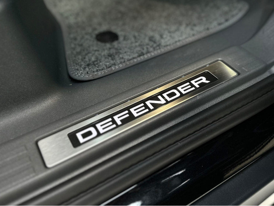 2026 Land Rover Defender - image 15