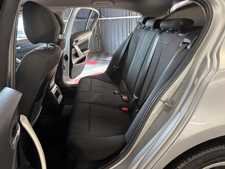 2018 BMW 1 Series - image 15