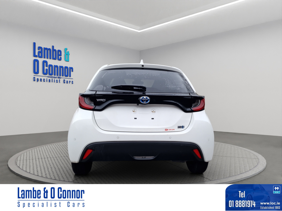 2020 Toyota Yaris - image 13