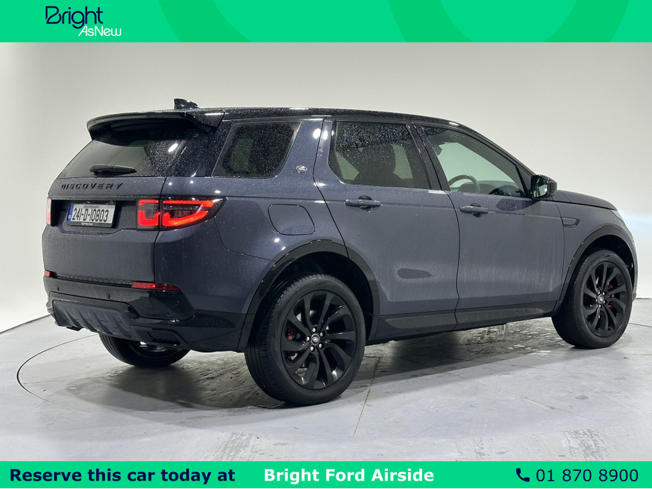 2024 Land Rover Discovery - image 9