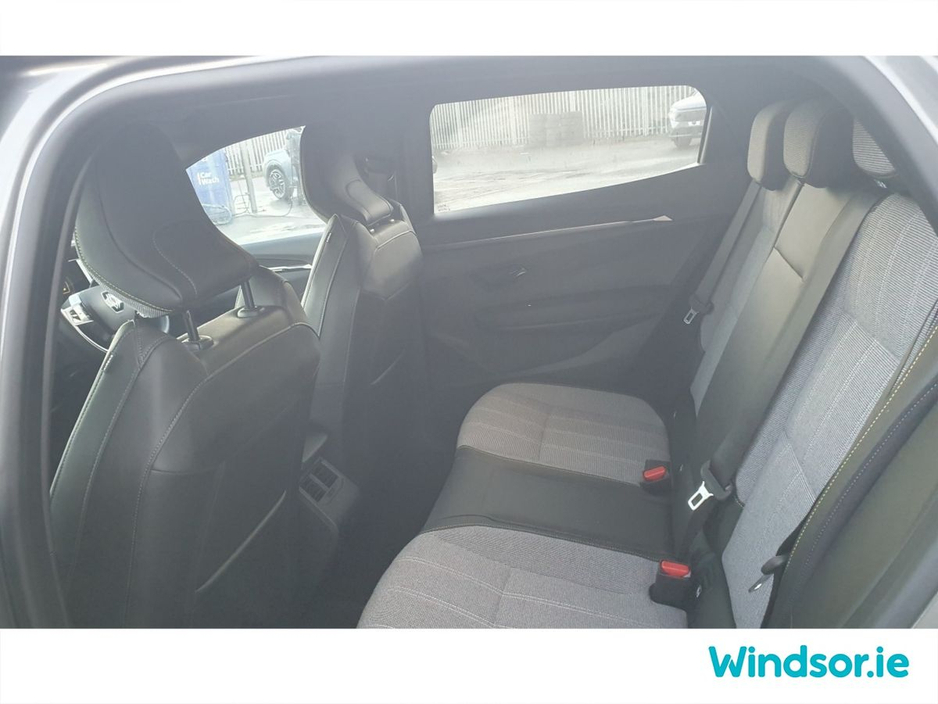 2024 Renault Megane E-Tech EV40 130hp Techno €25,495