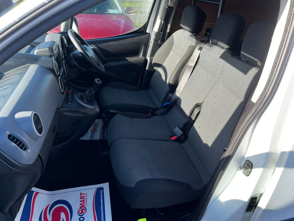 2017 Citroen Berlingo - image 13