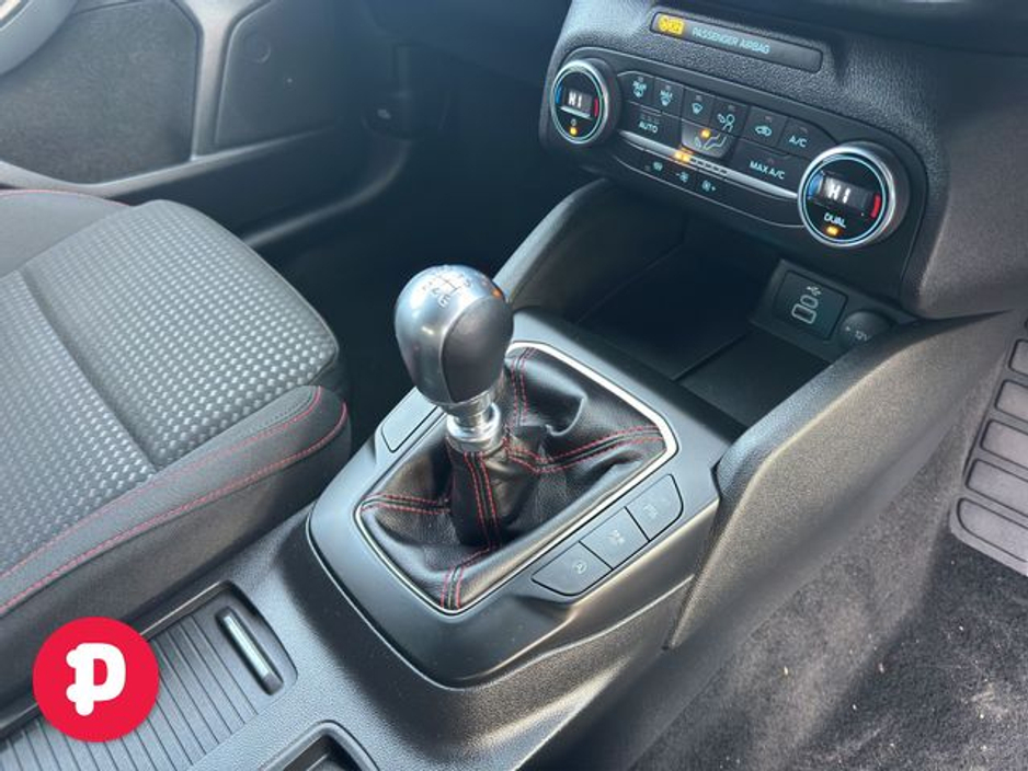 2023 Ford Focus - image 7