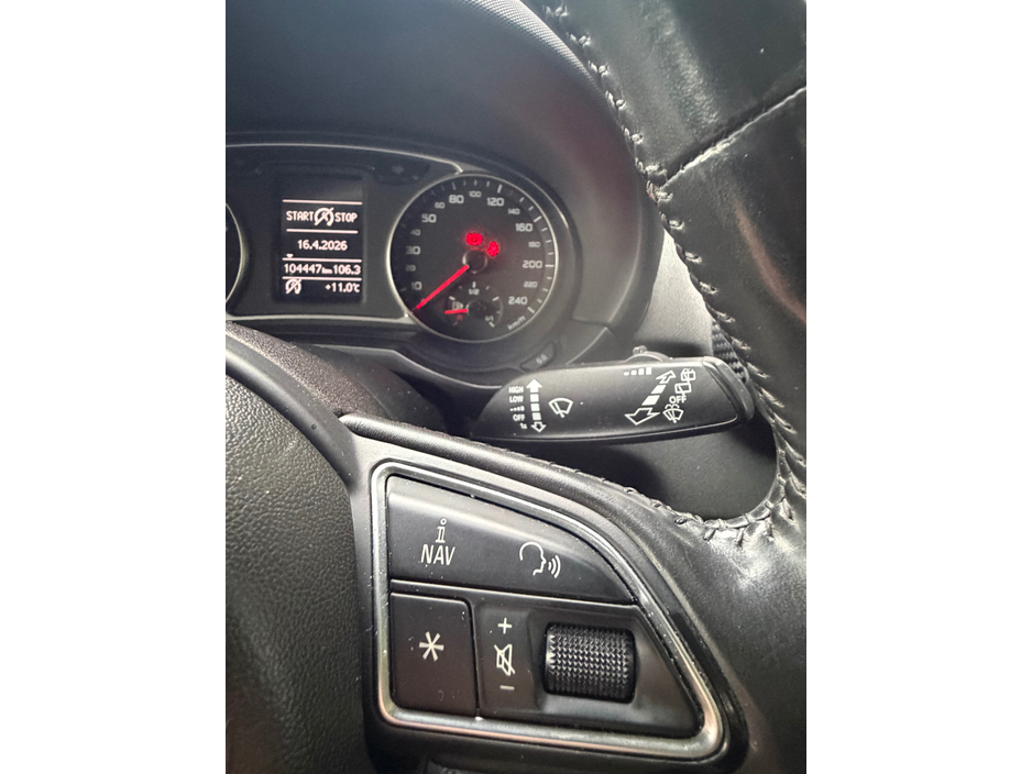 2013 Audi A1 - image 17