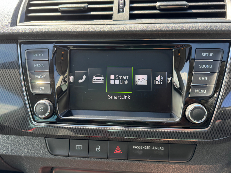 2017 Skoda Fabia - image 12