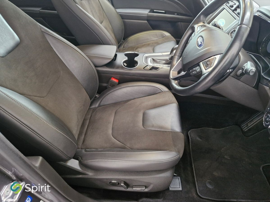 2019 Ford Mondeo - image 20