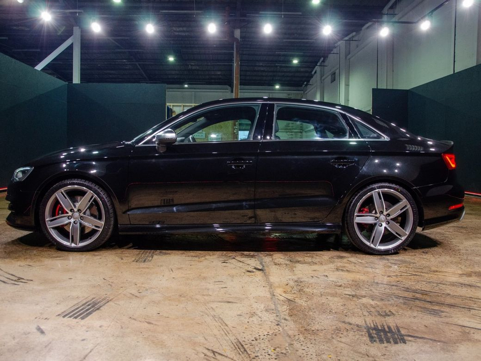 2016 Audi S3 BLACK HALF LEATHER UPHOLSTERY - FACTORY ALLOY WHEELS - FLAT BOTTOM STEERING WHEEL - REVERSE CAMERA €25,950