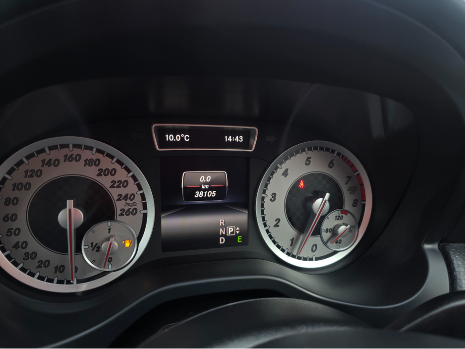 2015 Mercedes-Benz A Class A180 ONLY 38,105 KLMs SAT NAV PACK LEATHER TRIM SEATS INTERIOR HALF LEATHER SEATS / HI SPEC / SYSTEM LOW ROAD TAX BAND / SIMI DEALER €15,750