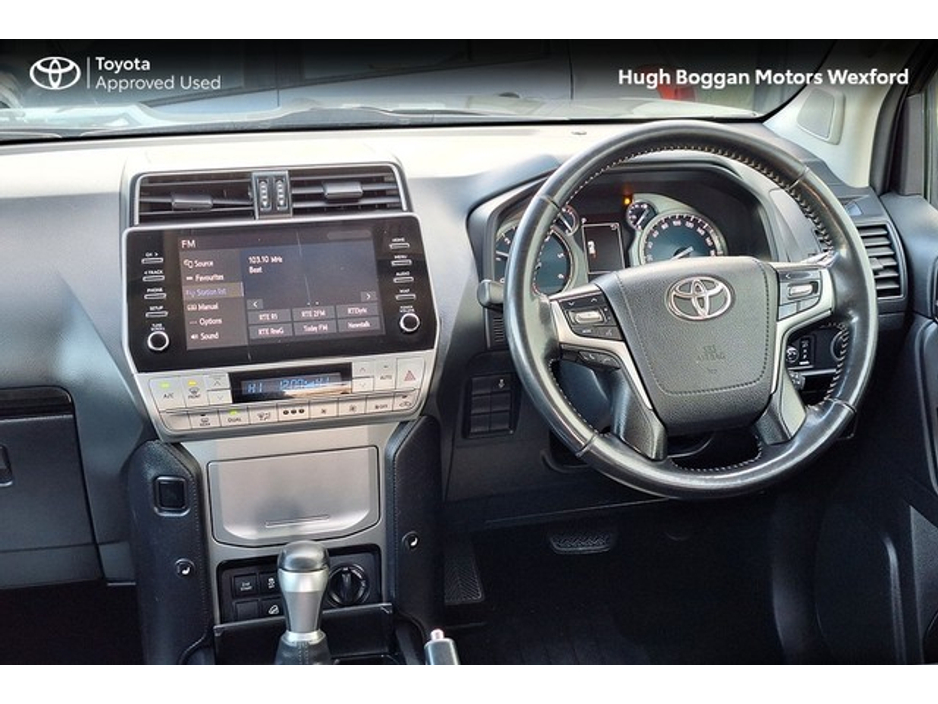 2023 Toyota Landcruiser - image 9