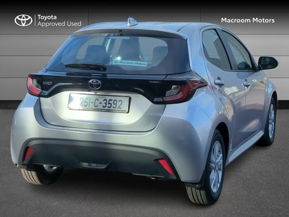 2025 Toyota Yaris - image 2