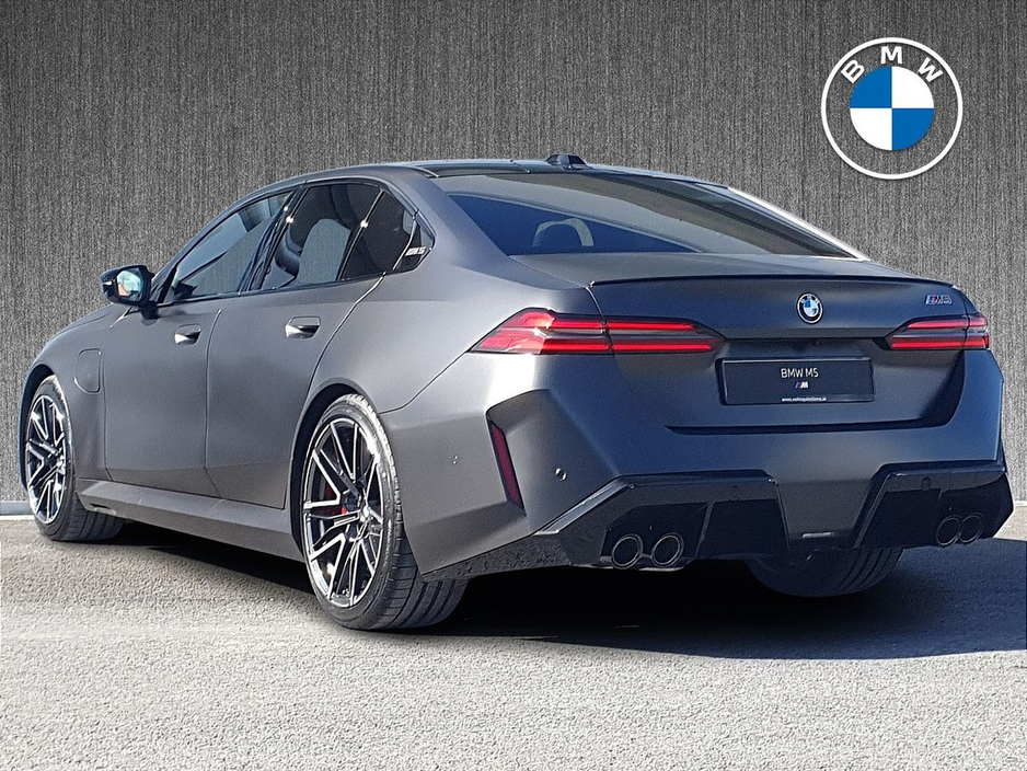 2026 BMW M5 - image 2