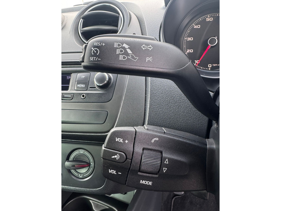 2015 SEAT Ibiza 5DR 1.2 70HP SPORT 4DR €8,950