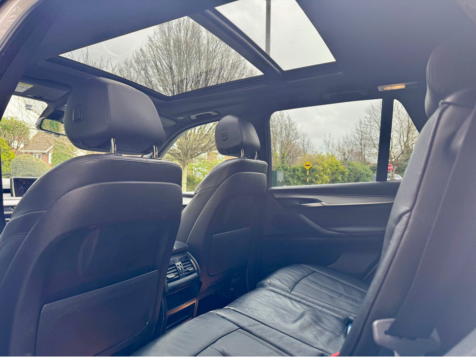 2016 BMW X5 - image 22