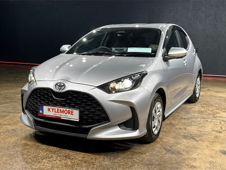 2024 Toyota Yaris - image 7