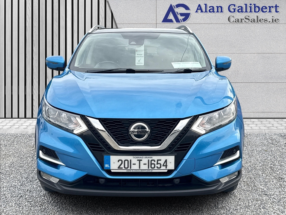 2020 Nissan Qashqai - image 4