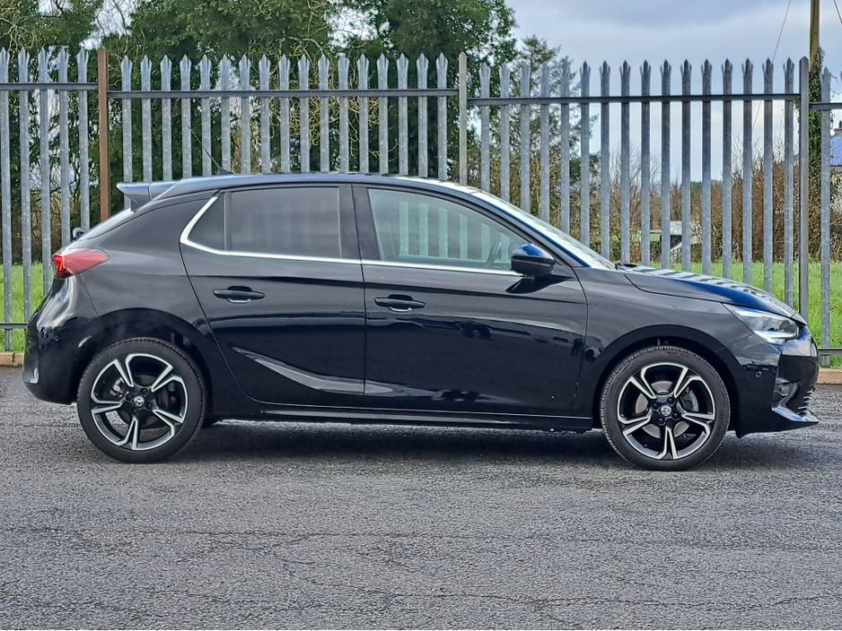 2023 Opel Corsa - image 3