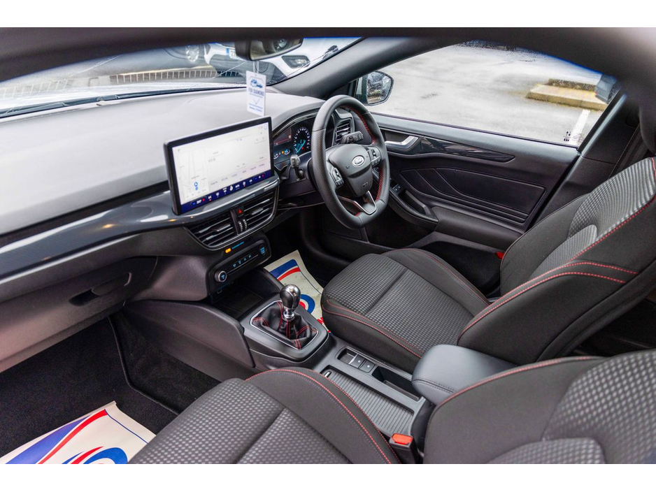 2023 Ford Focus 2023 Ford Focus Silver 1.0L EcoBoost 125PS ST-Line