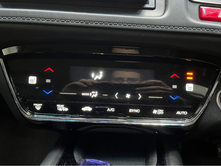 2016 Honda Vezel €15950 2016 HONDA VEZEL HYBRID Z 1.5 AUTOMATIC / CRUISE CONTROL / REVERSE CAMERA / HEATED SEATS €15,950