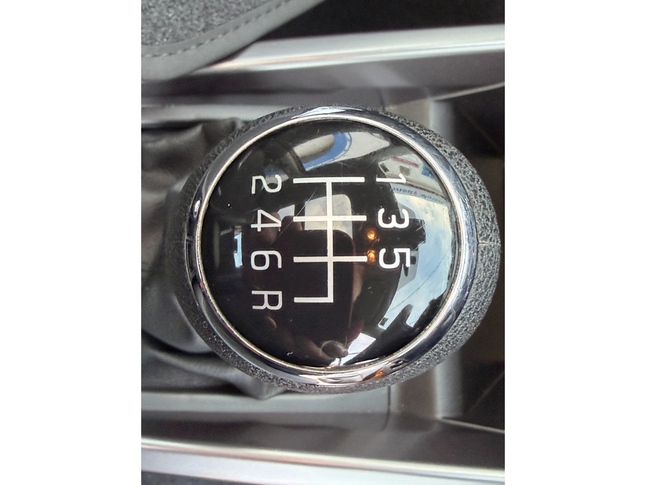 2023 Suzuki Vitara - image 12