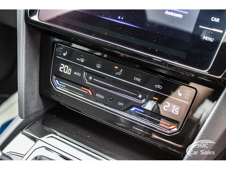 2022 Volkswagen Arteon - image 22