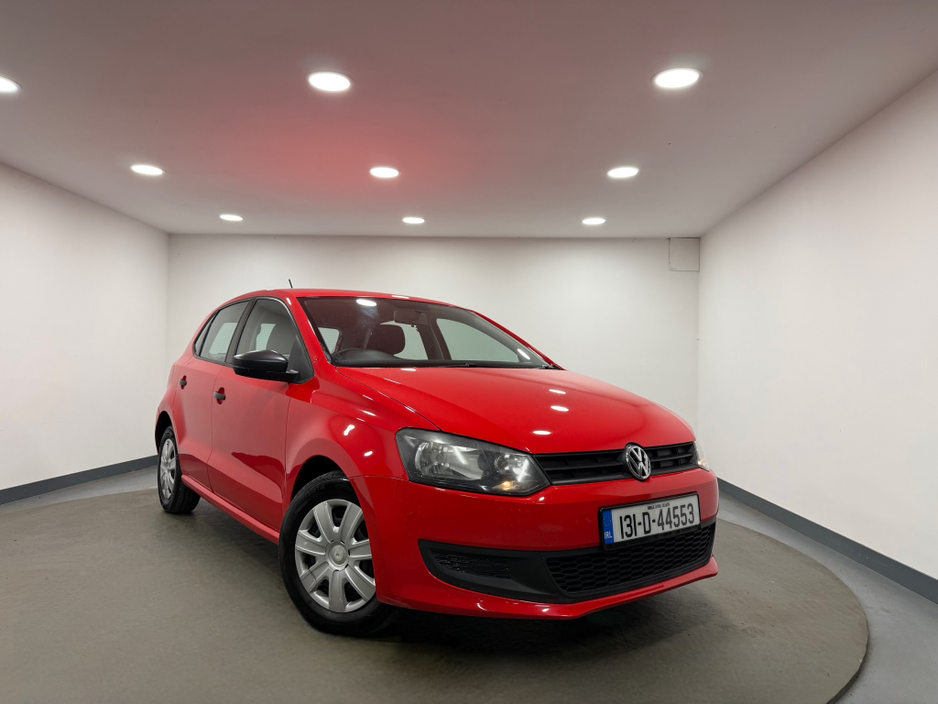 2013 Volkswagen Polo - image 4