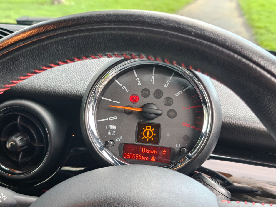 2015 MINI Convertible ZM32 2DR ONE €11,950