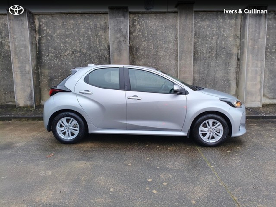 2024 Toyota Yaris Yaris Hybrid 115 Luna €25,750
