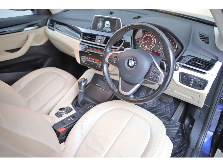 2017 BMW X1 - image 17